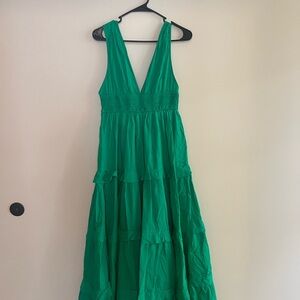 Elegant Green Sleeveless Dress